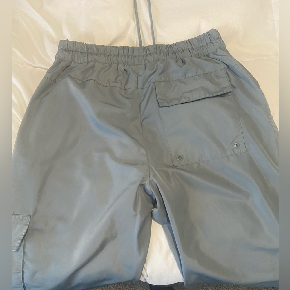 Alo Women's International Wide Leg City Pant - Cosmic Gray. Size Small - Picture 12 of 15